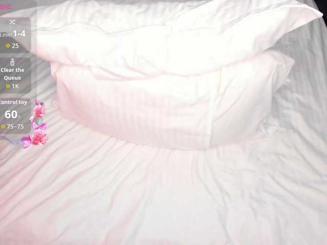 mikkylovely's BongaCams show and profile