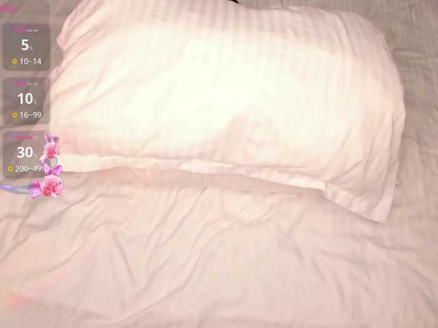 mikkylovely's BongaCams show and profile