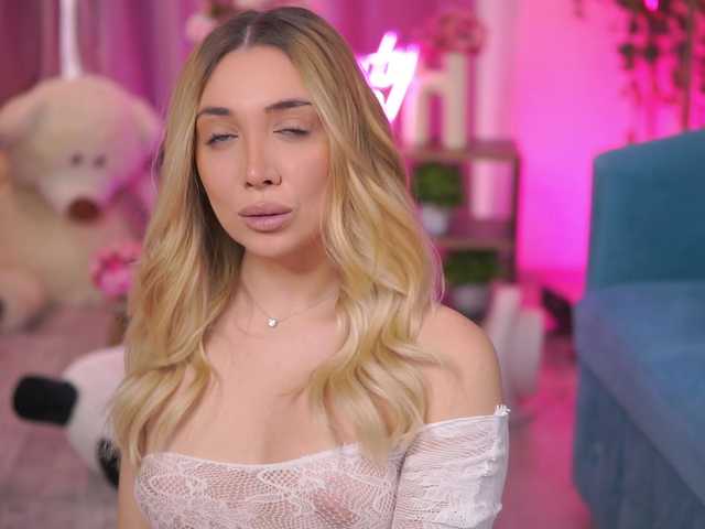 NadyaBlue from BongaCams is Freechat