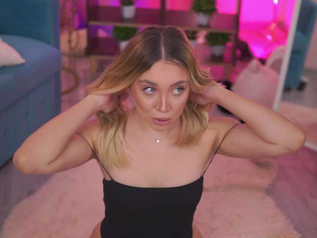 NadyaBlue from BongaCams is Freechat