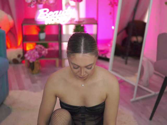 NadyaBlue's BongaCams show and profile