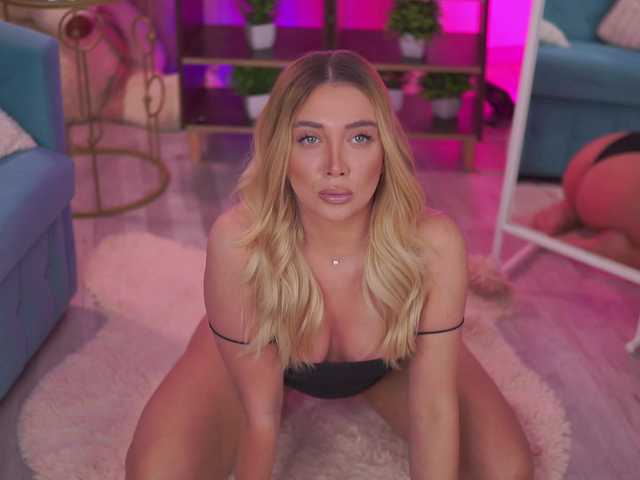 NadyaBlue from BongaCams is Freechat