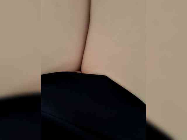 BlackWhite2000 webcam