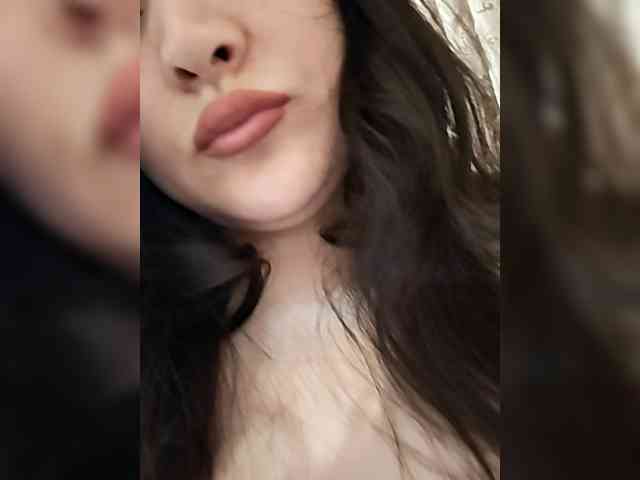 BlackWhite2000 webcam