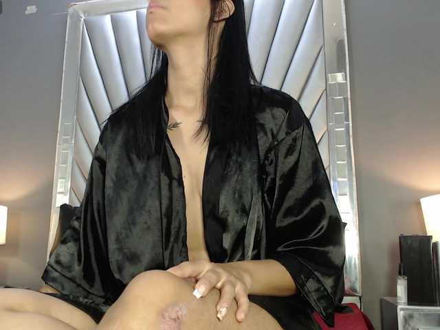 MiaKarsson —  SUGAR RUSH DAY  SOFT CURVE PLAY  TASTE THE TEMPTATION  #squirt #latina #innocent #sensual [ 75 Tokens Remaining ]