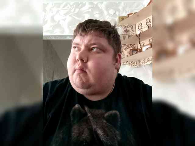 Dmitriggjj5577 Live Webcam on BongaCams