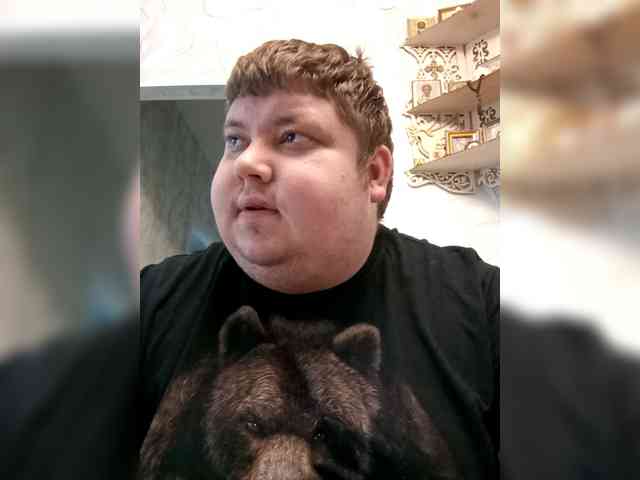 Dmitriggjj5577 Live Webcam on BongaCams