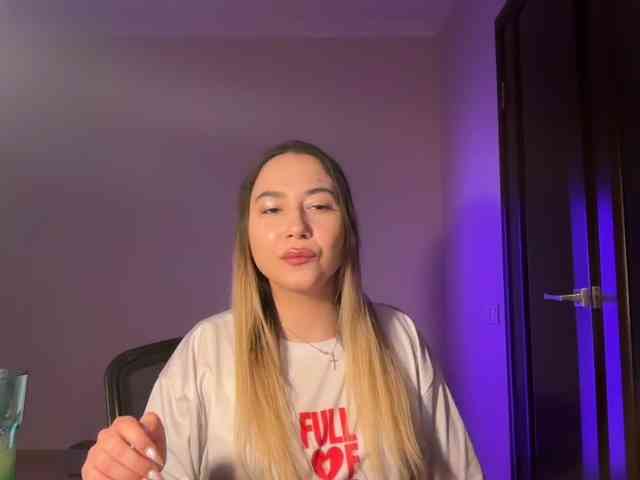 VenusVibe Live Webcam on BongaCams