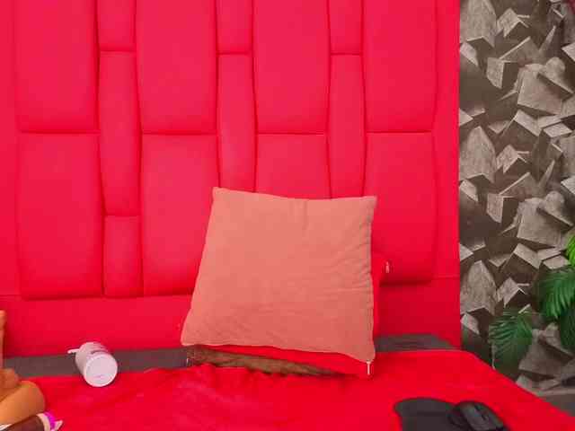 marladaze Live Webcam on BongaCams