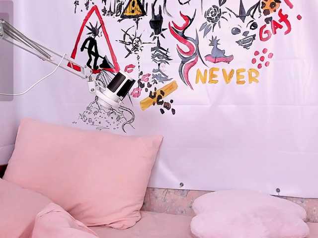 NessaV's BongaCams show and profile