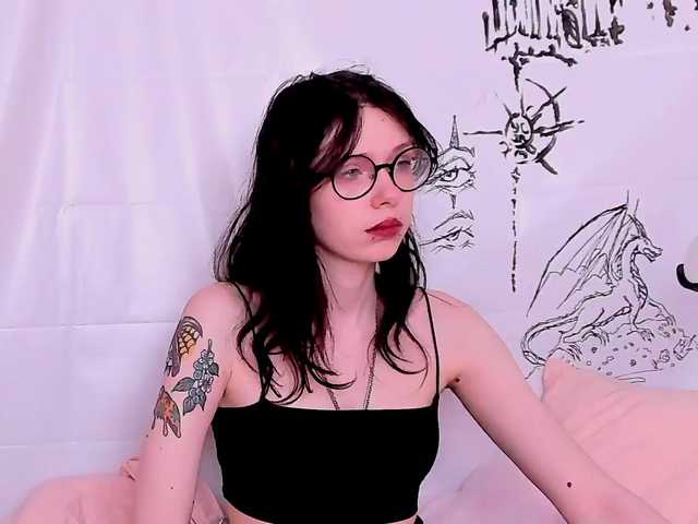 NessaV's BongaCams show and profile