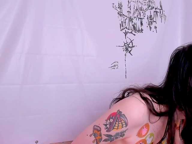 NessaV's BongaCams show and profile