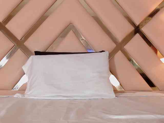 KiaraEverly KiaraEverly