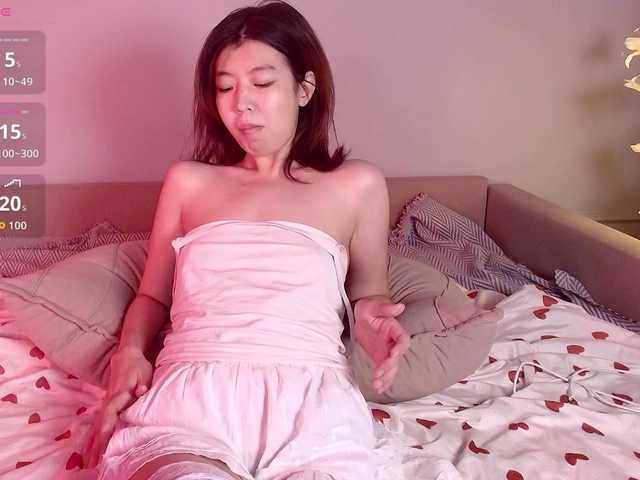 monminnyy's BongaCams show and profile