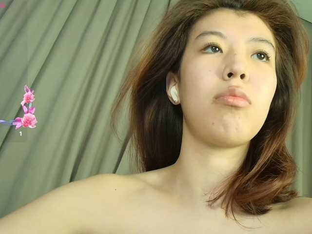 monminnyy's BongaCams show and profile