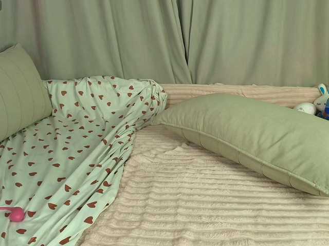 monminnyy's BongaCams show and profile