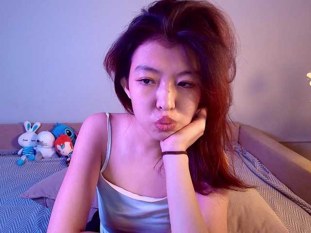 monminnyy – webcam model profile photo