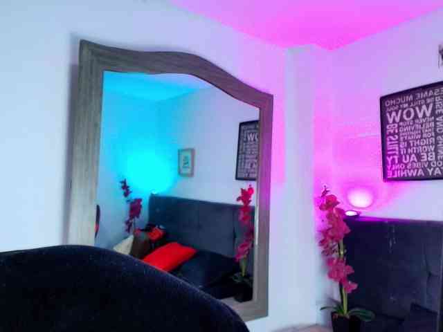 AdamsWalkerr AdamsWalkerr