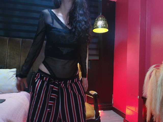 Chanel-Whitte's BongaCams show and profile