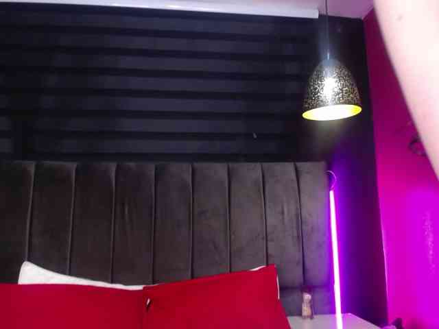 Chanel-Whitte webcam