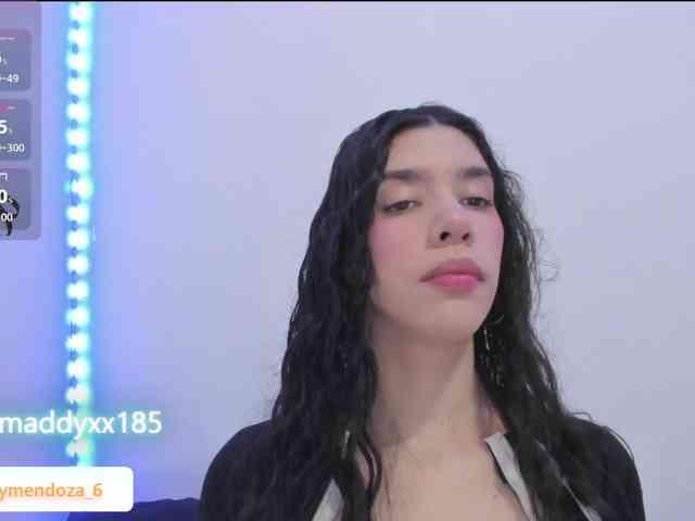 MaddyMendozax webcam