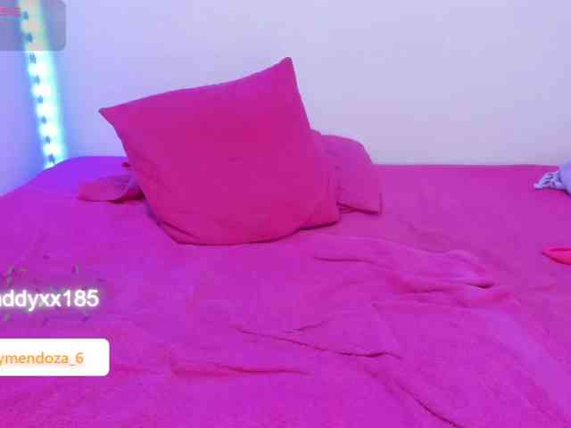 MaddyMendozax webcam