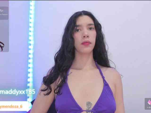 MaddyMendozax webcam