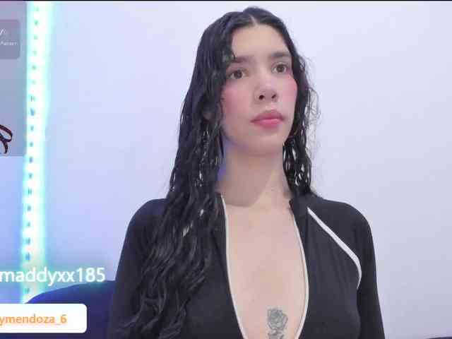 MaddyMendozax webcam