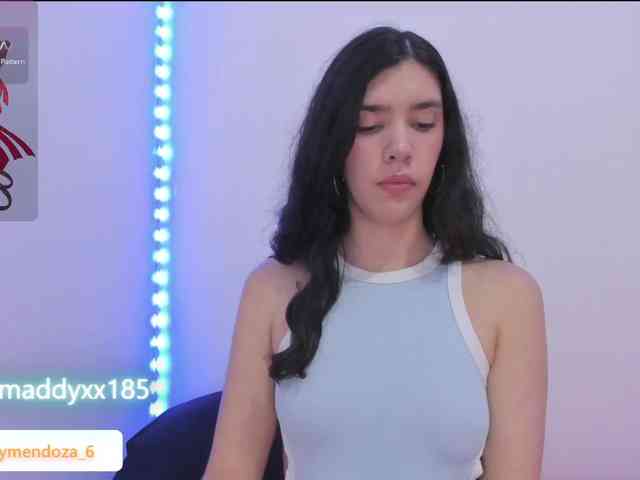 MaddyMendozax webcam