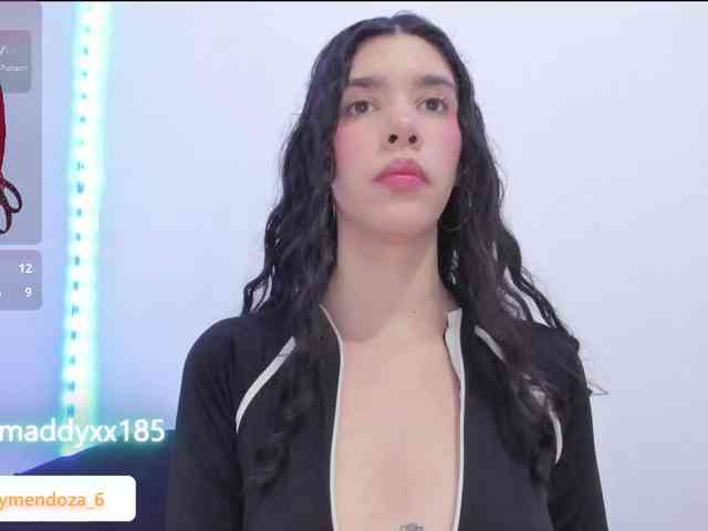 MaddyMendozax webcam