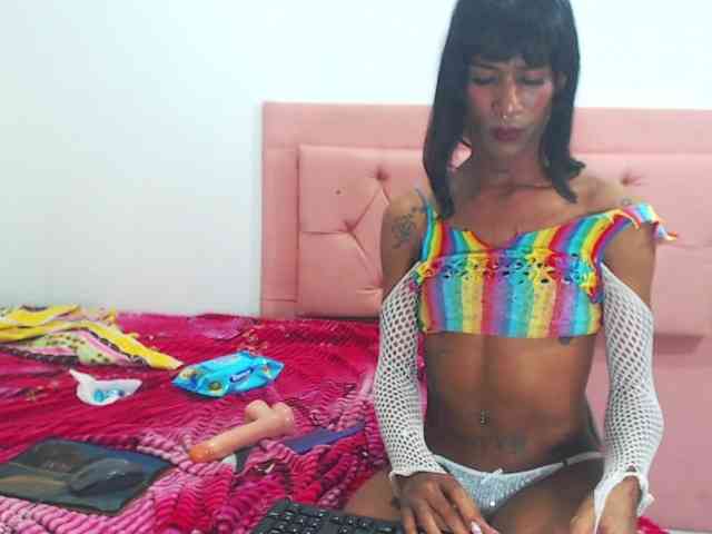 ivonnethh Live Webcam on BongaCams