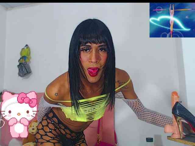 ivonnethh Live Webcam on BongaCams