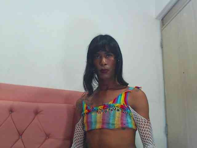 ivonnethh Live Webcam on BongaCams