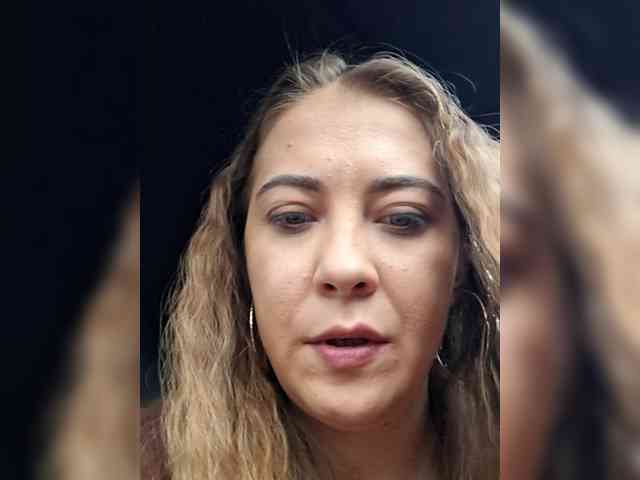 Sexyriskygirl webcam