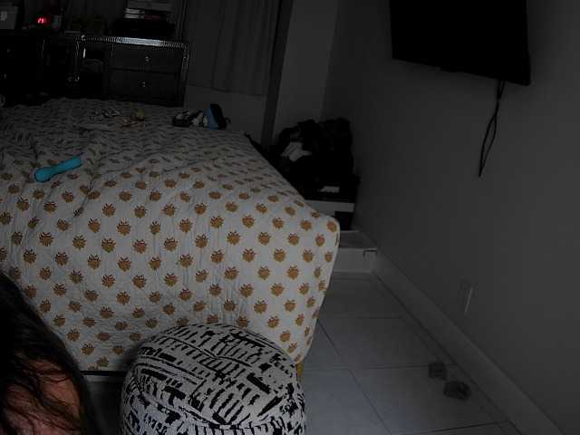 AlexisKay's BongaCams show and profile