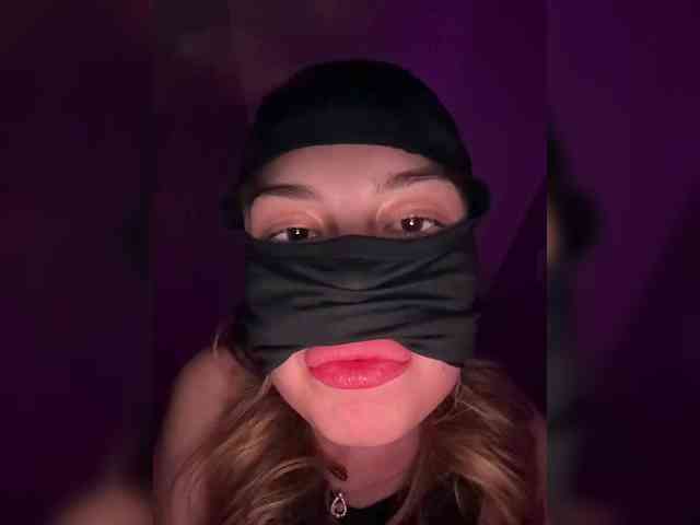 Koshechkaaa Live Webcam on BongaCams