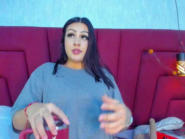 Cherry-blooms's BongaCams show and profile