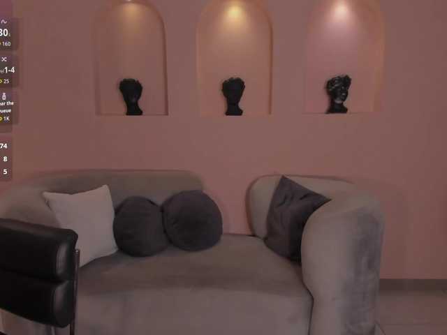 OrianaFontaine's BongaCams show and profile