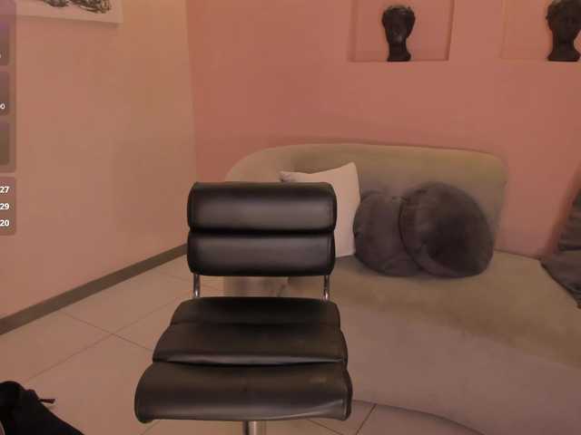 OrianaFontaine's BongaCams show and profile