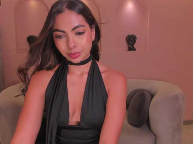 OrianaFontaine's BongaCams show and profile