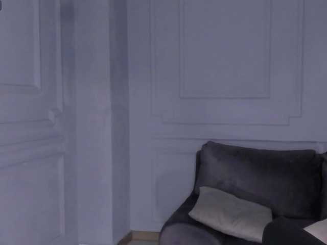 OrianaFontaine's BongaCams show and profile