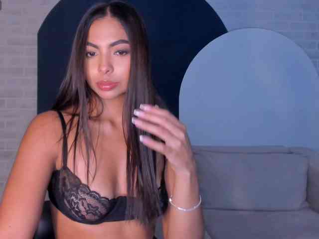 OrianaFontaine webcam