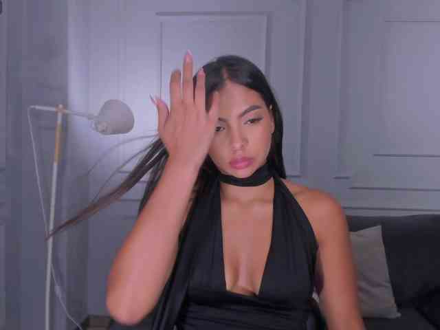 online video chat room OrianaFontaine