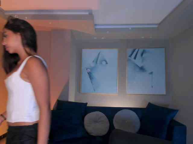 OrianaFontaine webcam