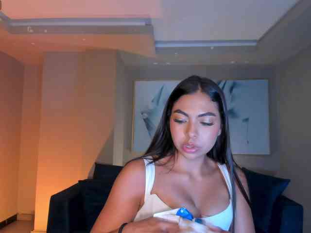 OrianaFontaine webcam