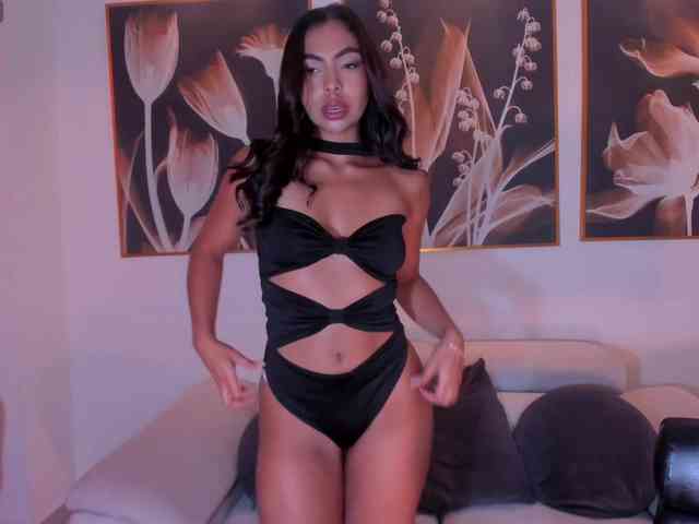 OrianaFontaine webcam