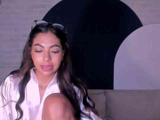 OrianaFontaine webcam