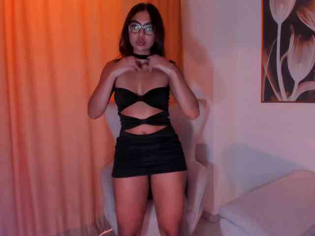 OrianaFontaine Live Webcam on BongaCams