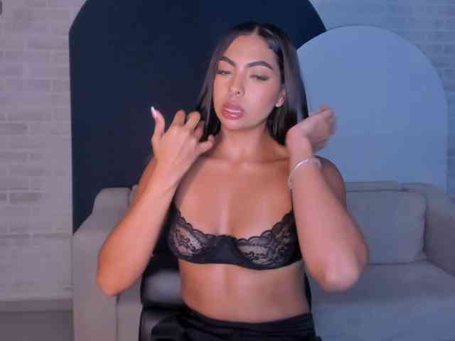 OrianaFontaine webcam