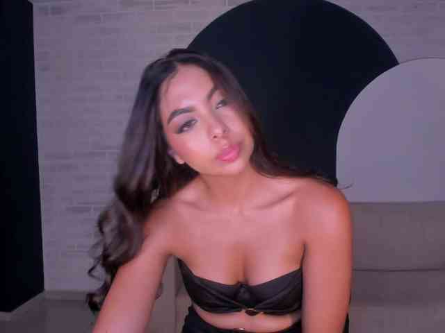 OrianaFontaine webcam